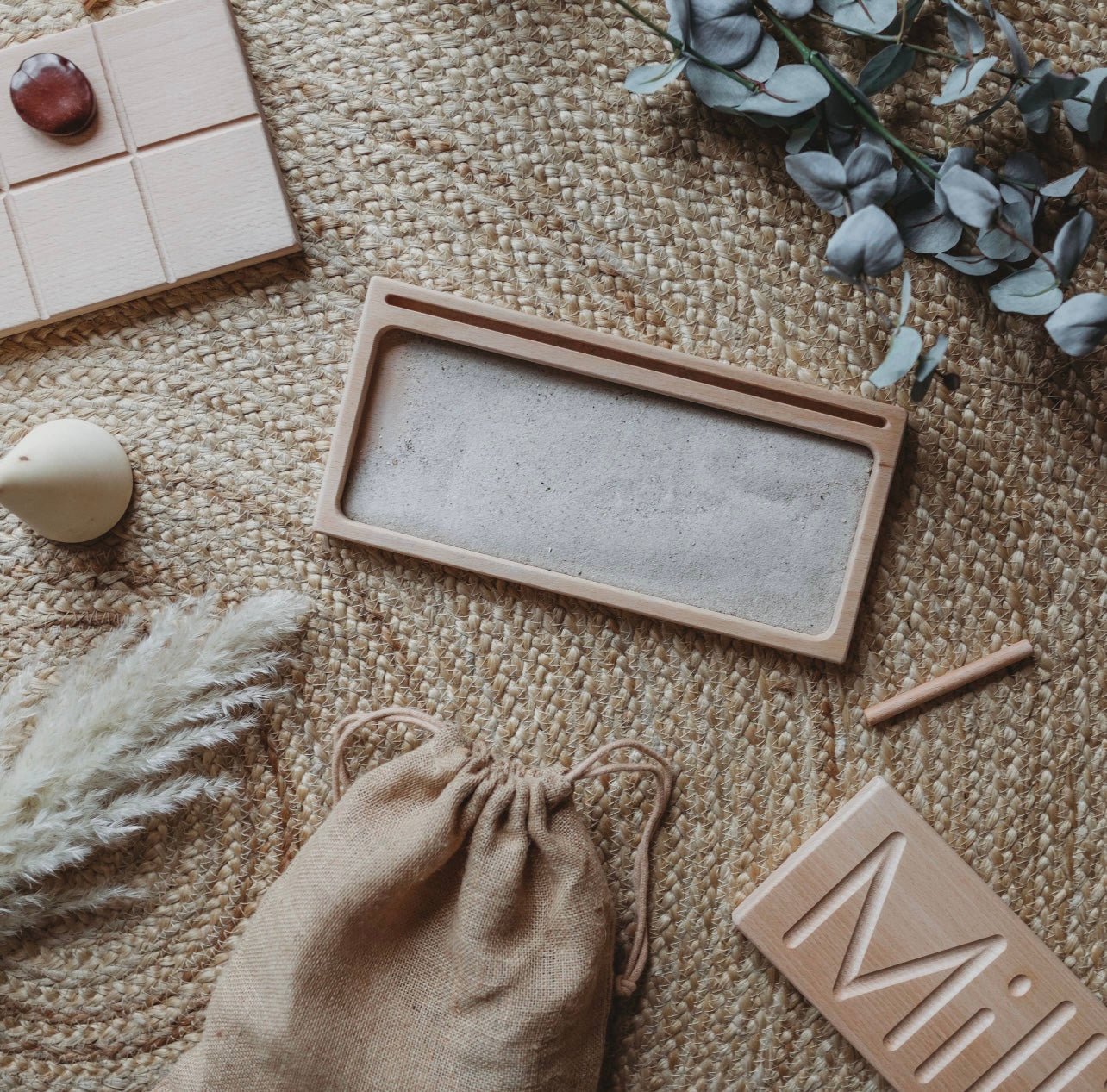 Sand writing tray - Montessori Learning Resource